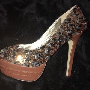 Peep toe sequin heels in size 11